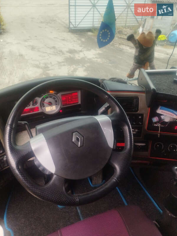 Тягач Renault Magnum 2008 в Кременчуці