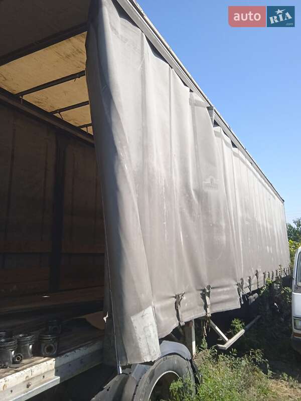 Тягач Renault Magnum 2000 в Рівному