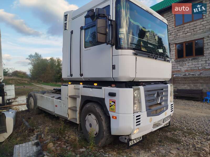 Тягач Renault Magnum 2003 в Тячеве фото 3 Тягач Renault Magnum 2003 в Тячеве