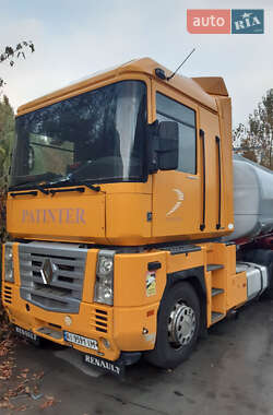 Тягач Renault Magnum 2004 в Києві
