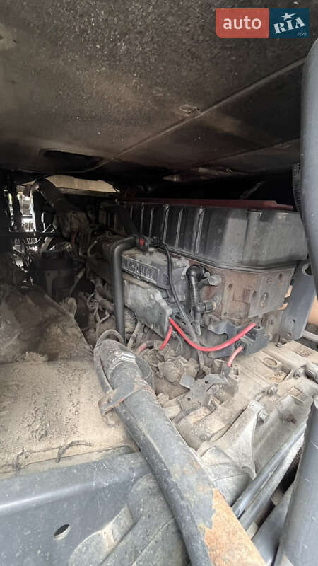 Тягач Renault Magnum 2007 в Первомайську