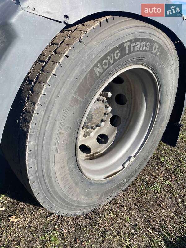 Тягач Renault Magnum 2010 в Переяславі