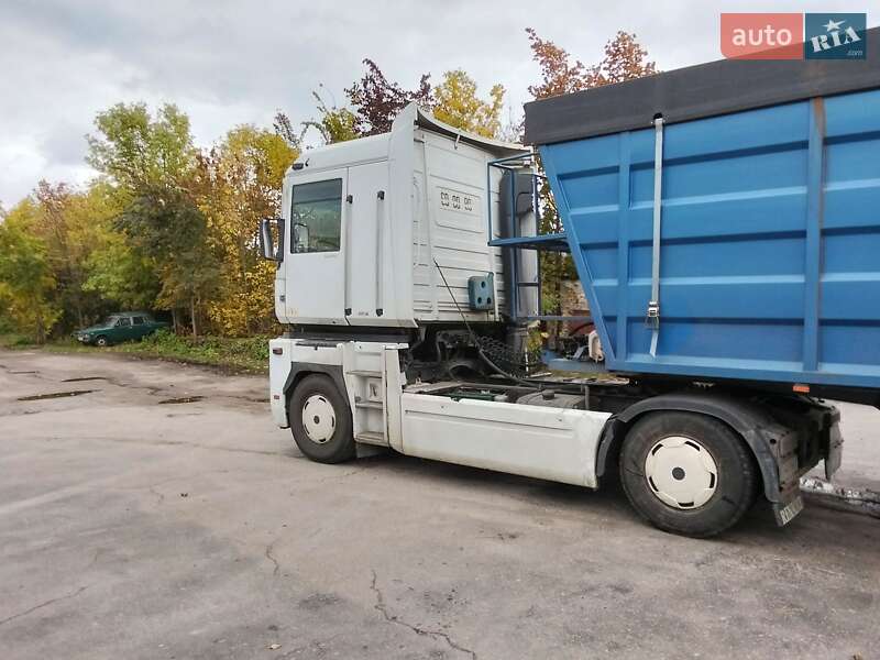 Тягач Renault Magnum 2005 в Житомирі
