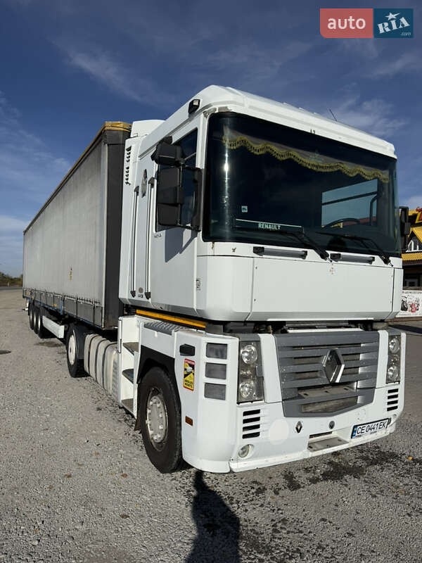 Вантажний фургон Renault Magnum 2005 в Хотині