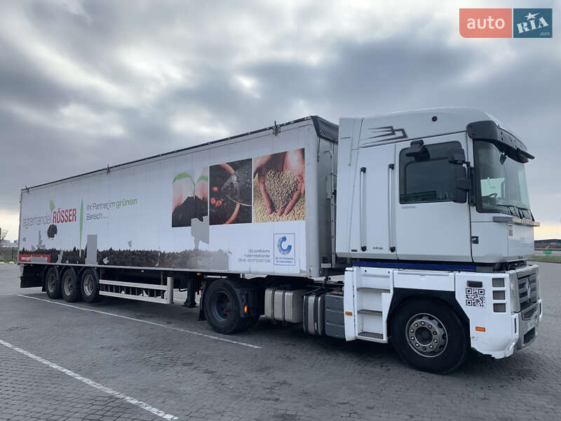 Тягач Renault Magnum 2010 в Чутовому