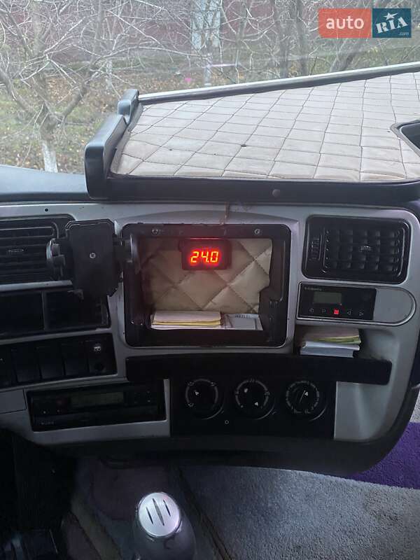 Тягач Renault Magnum 2004 в Захарівці фото 7 Тягач Renault Magnum 2004 в Захарівці