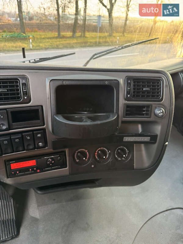 Тягач Renault Magnum 2013 в Черновцах