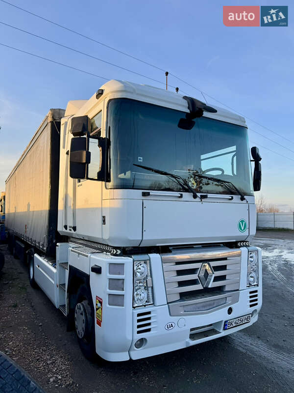 Тягач Renault Magnum 2008 в Рівному