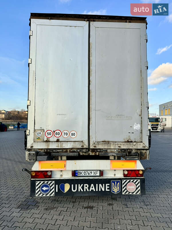 Тягач Renault Magnum 2008 в Рівному