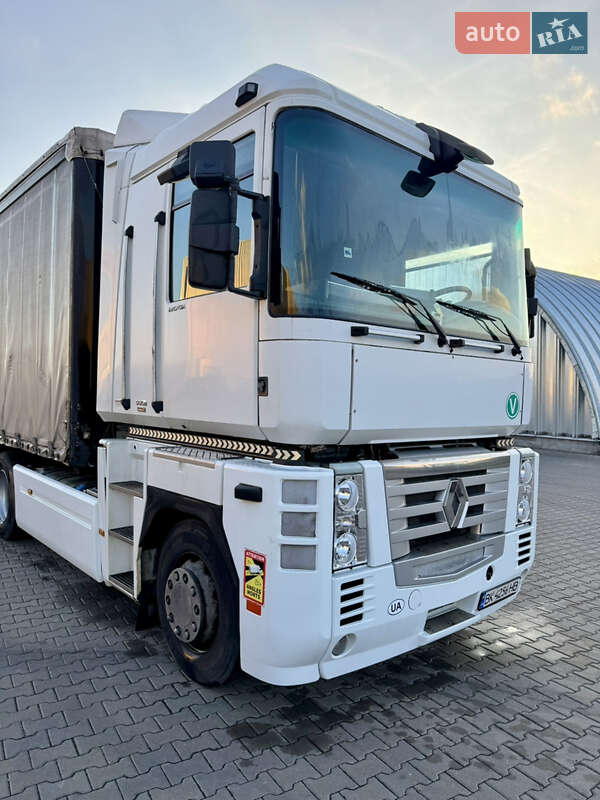 Тягач Renault Magnum 2008 в Рівному