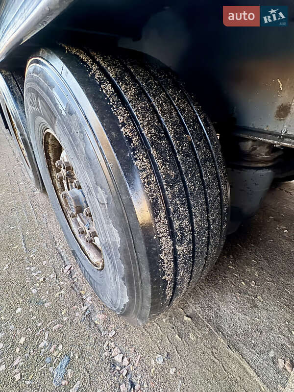 Тягач Renault Magnum 2008 в Рівному