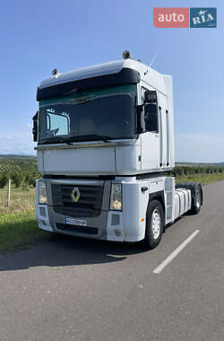 Тягач Renault Magnum 2011 в Иршаве