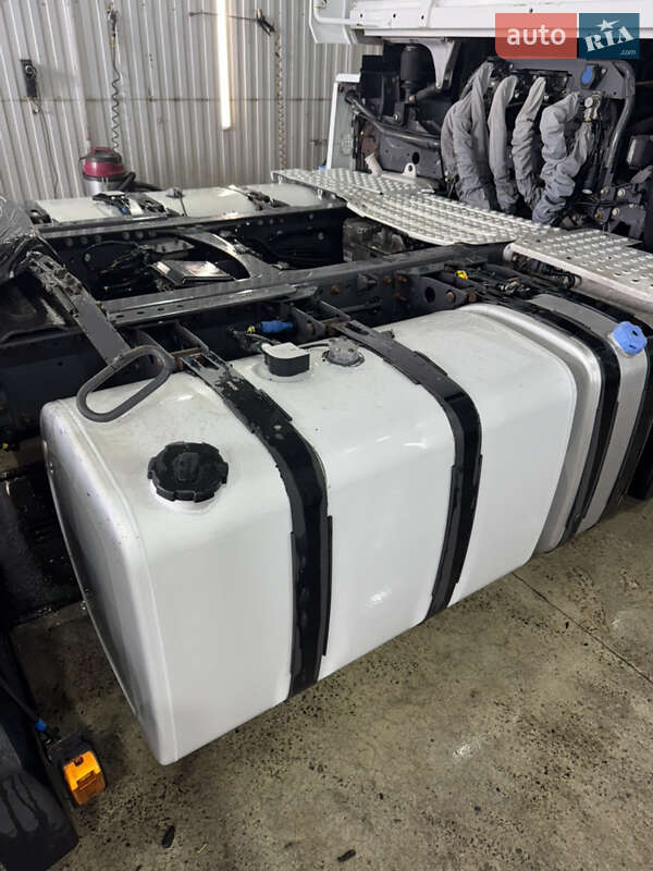 Тягач Renault Magnum 2011 в Киеве