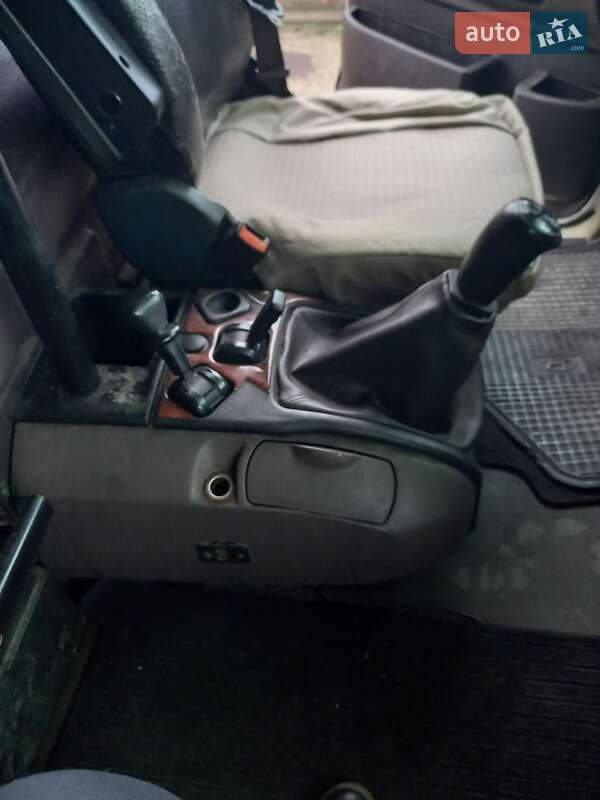 Тентованый Renault Magnum 2005 в Запорожье