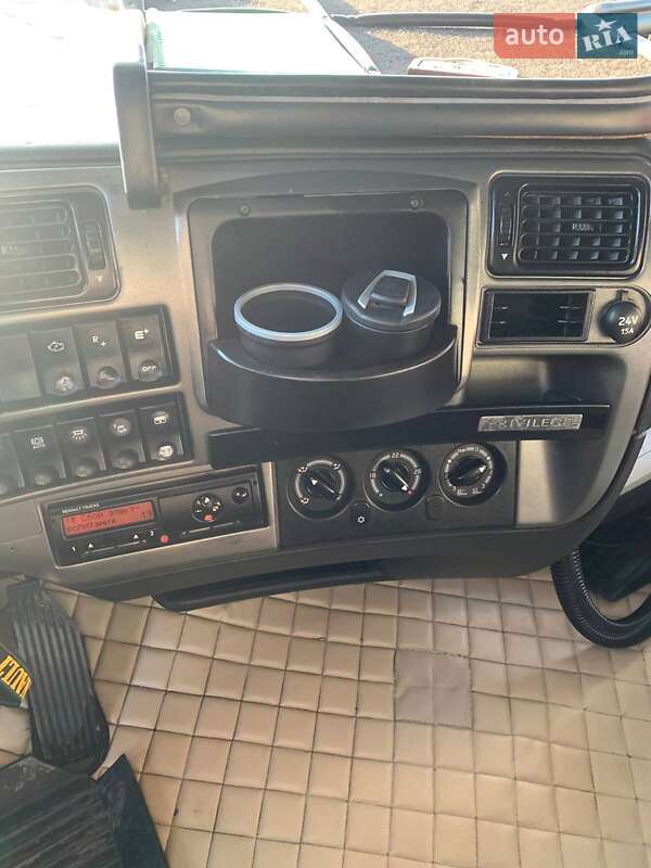 Тягач Renault Magnum 2012 в Харькове