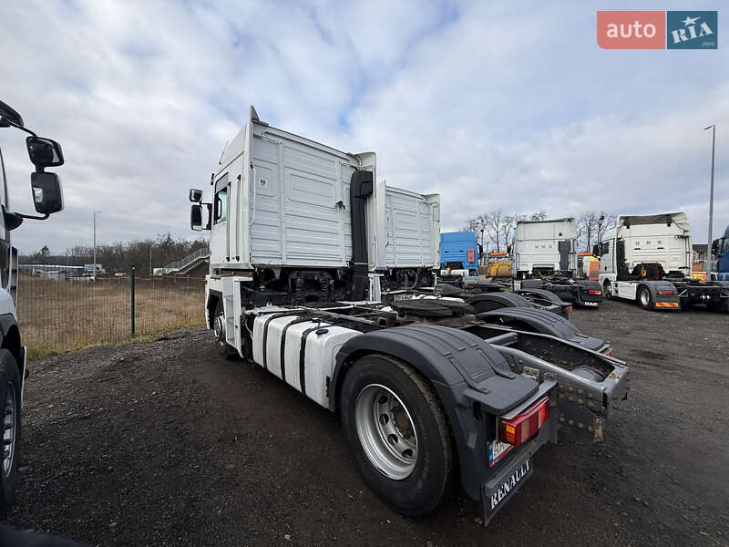 Тягач Renault Magnum 2010 в Києві