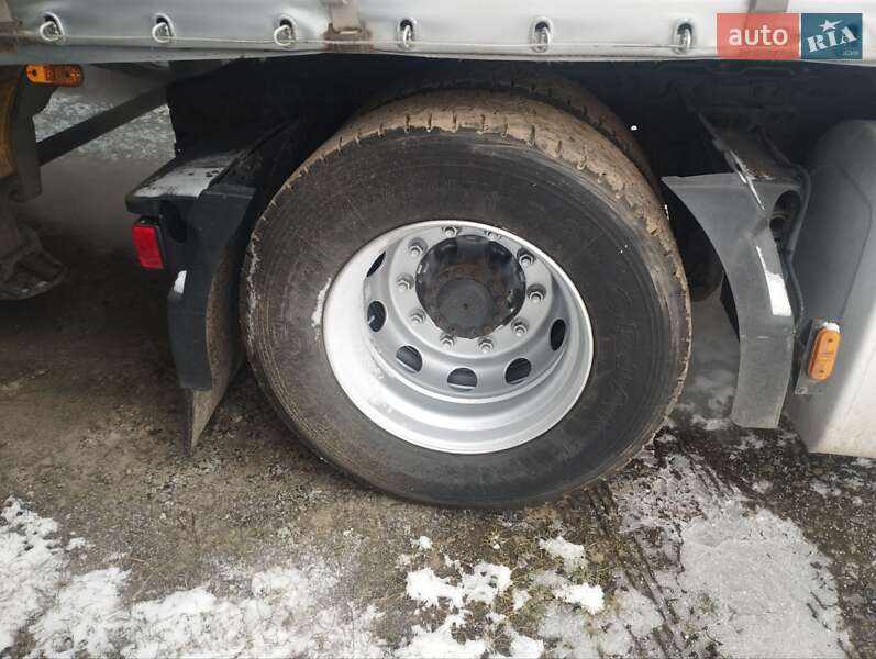 Тягач Renault Magnum 2011 в Долині