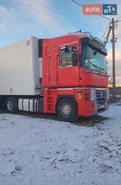 Тягач Renault Magnum 2010 в Іршаві