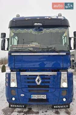 Тягач Renault Magnum 2011 в Киеве