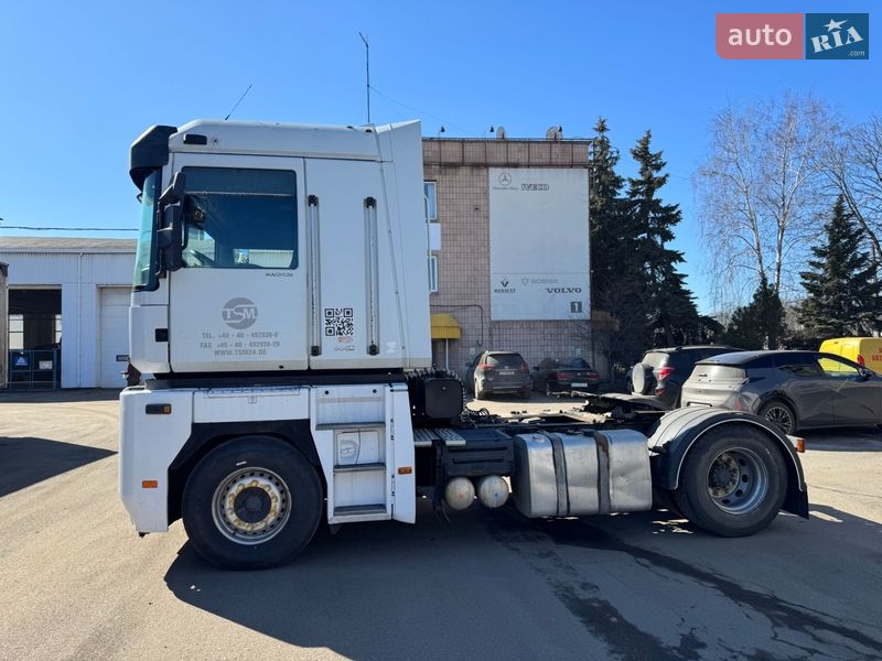 Тягач Renault Magnum 2008 в Черкассах