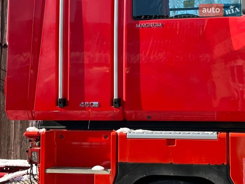Другие грузовики Renault Magnum 2005 в Черновцах фото 2 Другие грузовики Renault Magnum 2005 в Черновцах