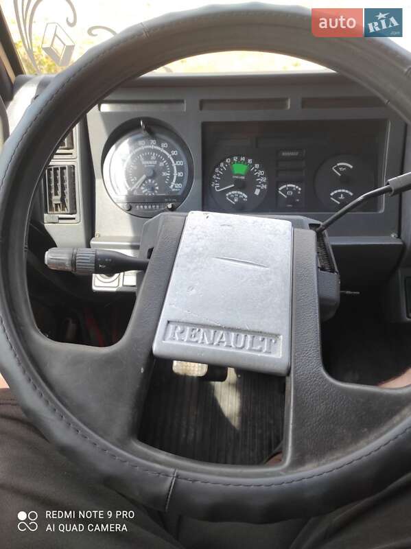 Самосвал Renault Manager 1996 в Гайсине