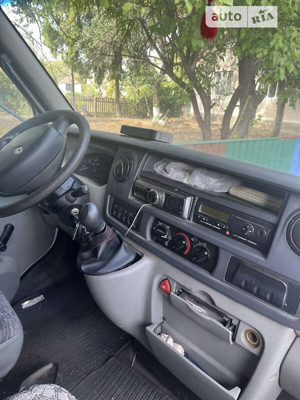 Вантажний фургон Renault Mascott 2006 в Корсунь-Шевченківському