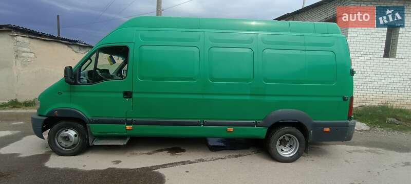 Вантажний фургон Renault Mascott 2002 в Житомирі