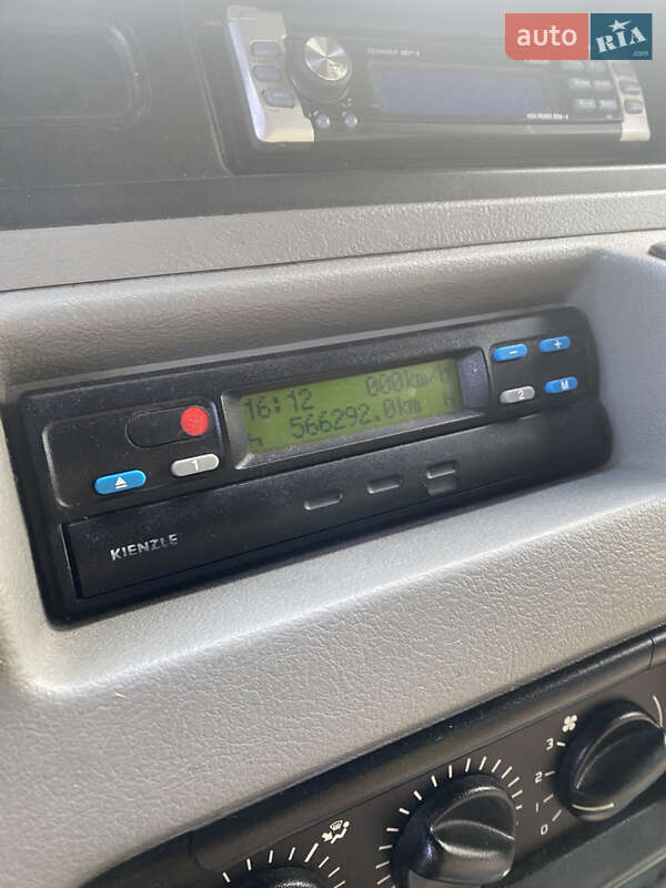 Тентований Renault Mascott 2002 в Рава-Руській