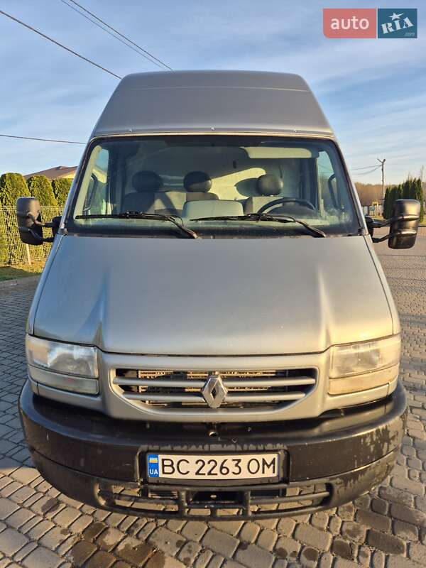 Renault Mascott 2003