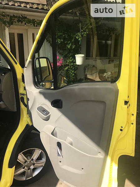 Минивэн Renault Master 2010 в Тячеве