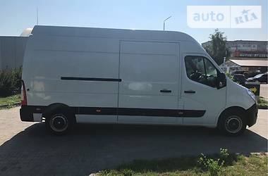 Грузопассажирский фургон Renault Master 2015 в Ровно