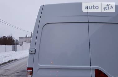 Грузопассажирский фургон Renault Master 2015 в Полтаве