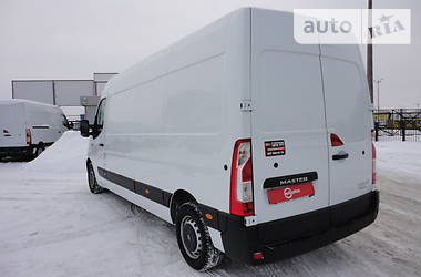 Грузопассажирский фургон Renault Master 2016 в Киеве