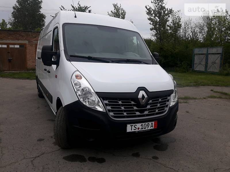 Вантажопасажирський фургон Renault Master 2015 в Нововолинську