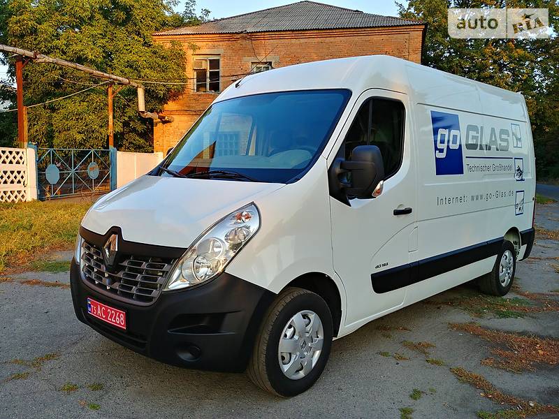 Грузопассажирский фургон Renault Master 2016 в Полтаве