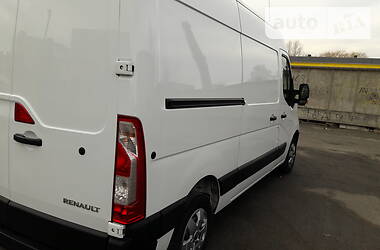 Вантажопасажирський фургон Renault Master 2015 в Тернополі