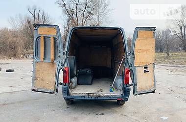 Вантажопасажирський фургон Renault Master 1998 в 