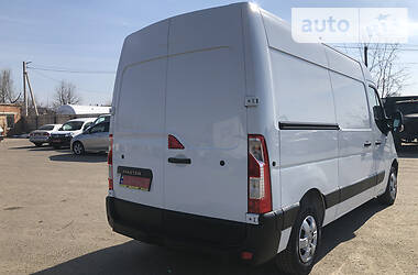 Вантажопасажирський фургон Renault Master 2015 в 
