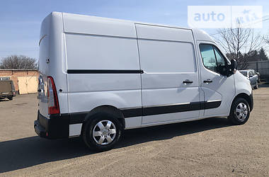 Вантажопасажирський фургон Renault Master 2015 в 