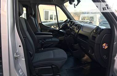 Вантажопасажирський фургон Renault Master 2011 в 