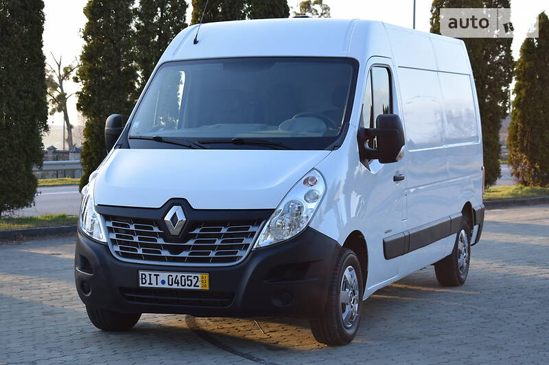 Вантажопасажирський фургон Renault Master 2016 в 