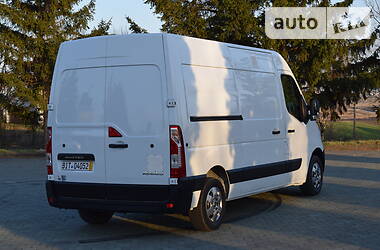 Вантажопасажирський фургон Renault Master 2016 в 
