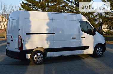Вантажопасажирський фургон Renault Master 2016 в 