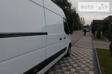 Грузовой фургон Renault Master 2015 в Ивано-Франковске