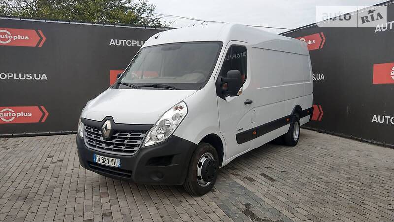 Грузовой фургон Renault Master 2015 в 