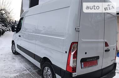 Грузовой фургон Renault Master 2016 в 