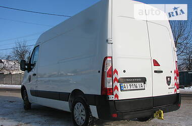 Грузовой фургон Renault Master 2015 в Киеве