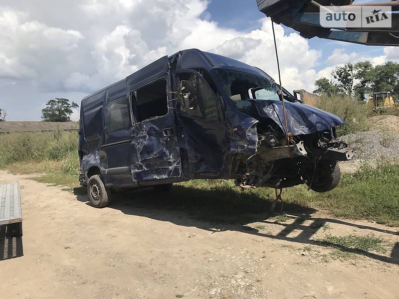 Вантажопасажирський фургон Renault Master 2007 в Івано-Франківську