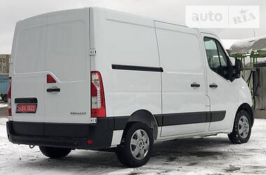 Вантажопасажирський фургон Renault Master 2018 в Києві